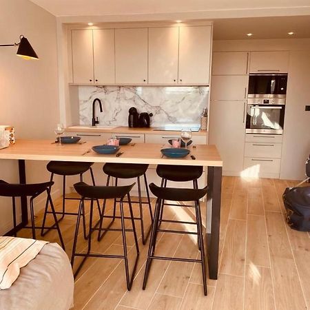 Le Cali, P2 Cabine Dans Une Residence Avec Piscine, Vue Mer Et Parking Prive Ла-Гранд-Мот Экстерьер фото