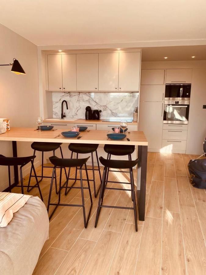 Le Cali, P2 Cabine Dans Une Residence Avec Piscine, Vue Mer Et Parking Prive Ла-Гранд-Мот Экстерьер фото