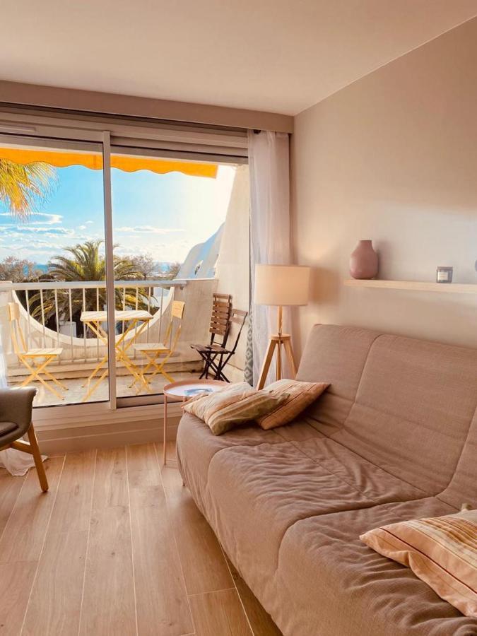 Le Cali, P2 Cabine Dans Une Residence Avec Piscine, Vue Mer Et Parking Prive Ла-Гранд-Мот Экстерьер фото